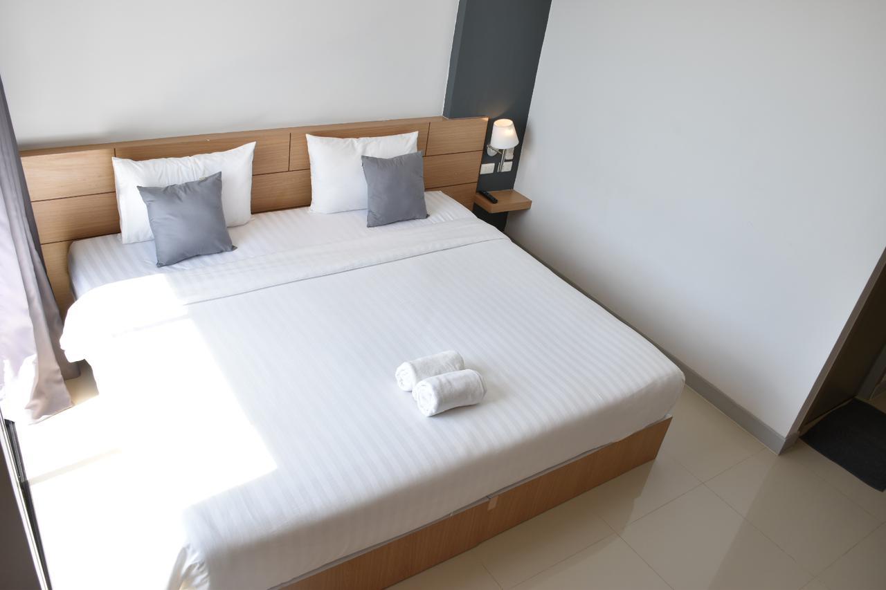 B Boutique Residence Surat Thani Exteriör bild