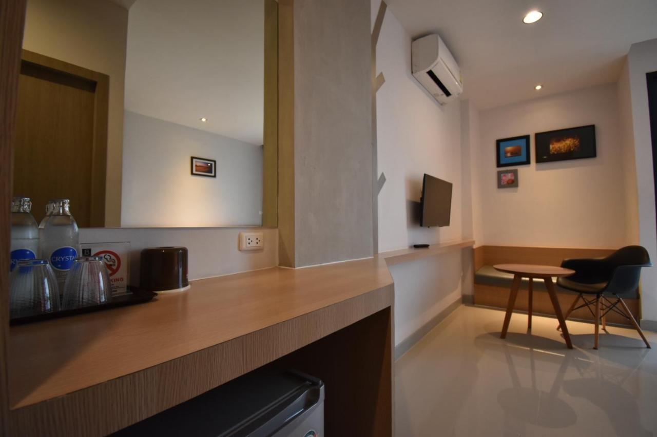 B Boutique Residence Surat Thani Exteriör bild