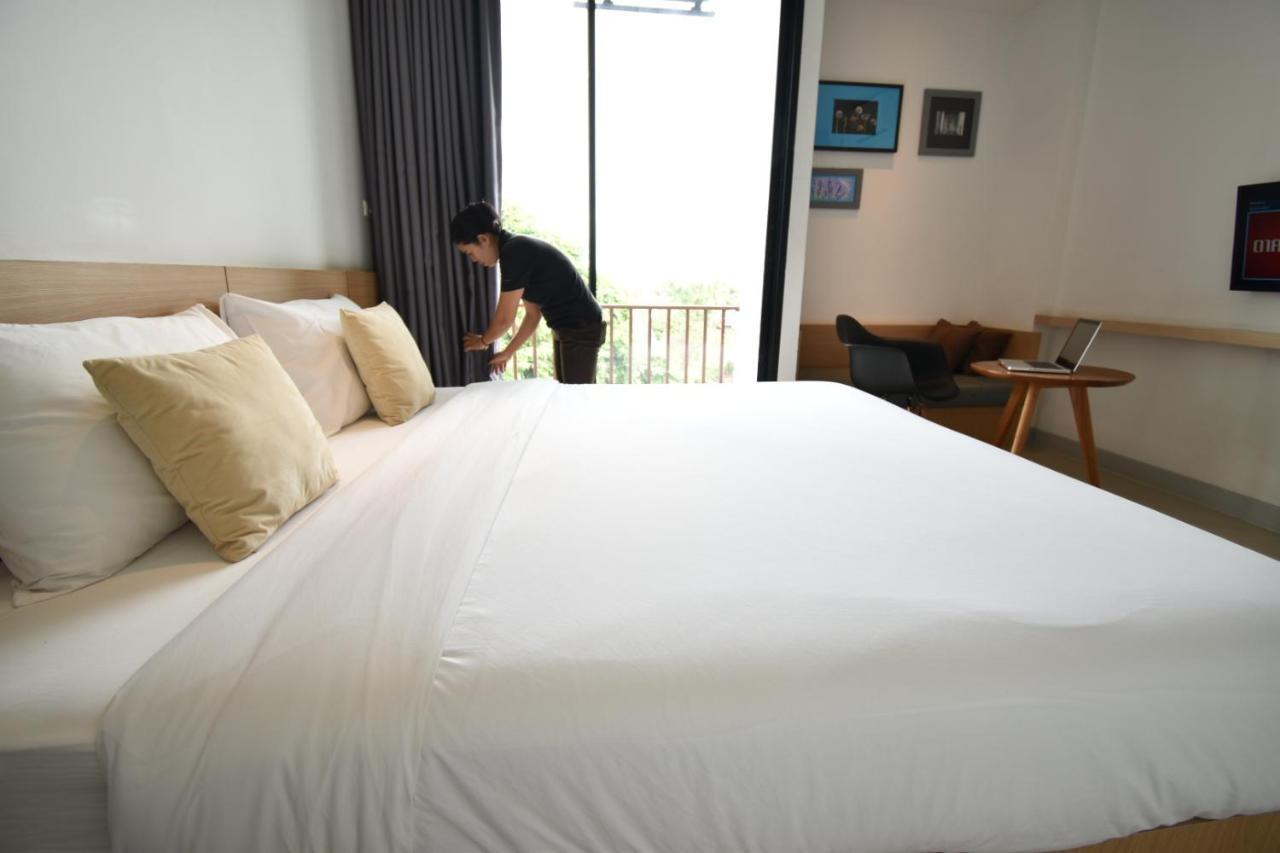B Boutique Residence Surat Thani Exteriör bild