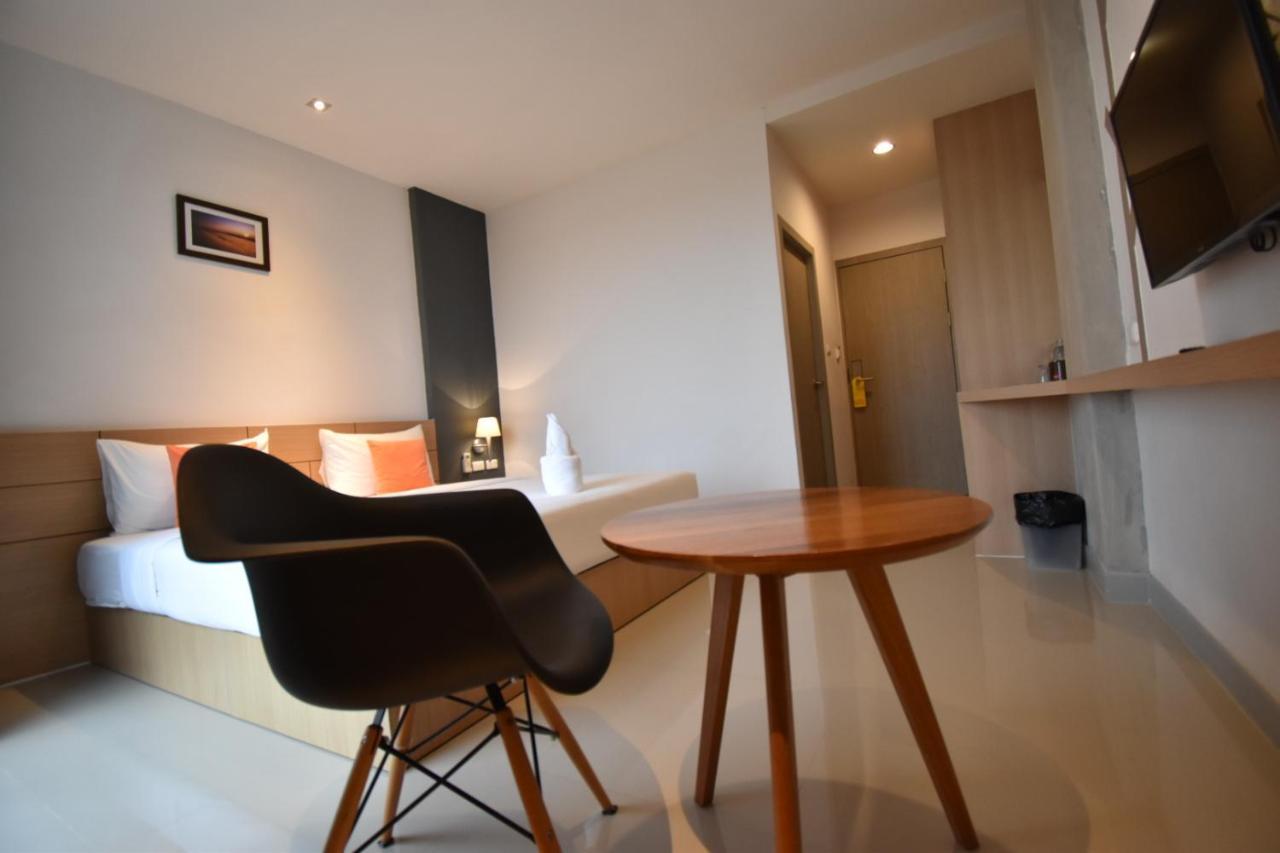 B Boutique Residence Surat Thani Exteriör bild