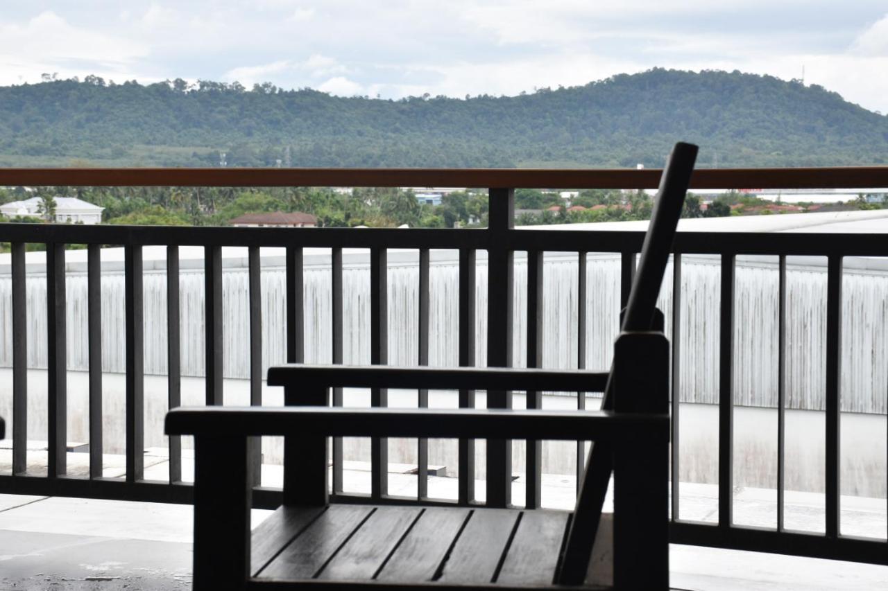 B Boutique Residence Surat Thani Exteriör bild